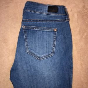 ⭐️BLUE SKINNY JEANS⭐️